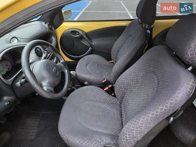 Жовтий Форд КА, об'ємом двигуна 1.3 л та пробігом 137 тис. км за 2650 $, фото 19 на Automoto.ua