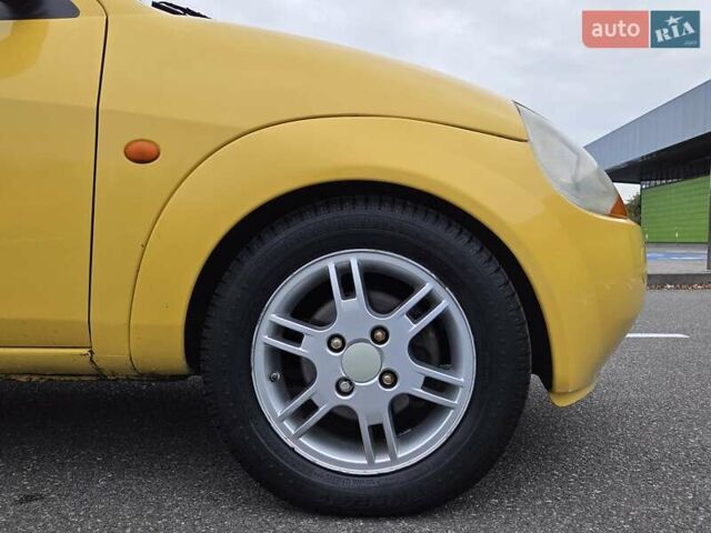 Жовтий Форд КА, об'ємом двигуна 1.3 л та пробігом 137 тис. км за 2650 $, фото 10 на Automoto.ua
