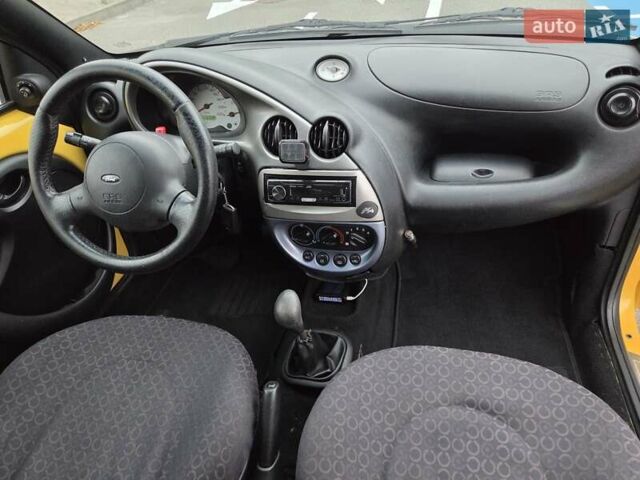 Жовтий Форд КА, об'ємом двигуна 1.3 л та пробігом 137 тис. км за 2650 $, фото 37 на Automoto.ua