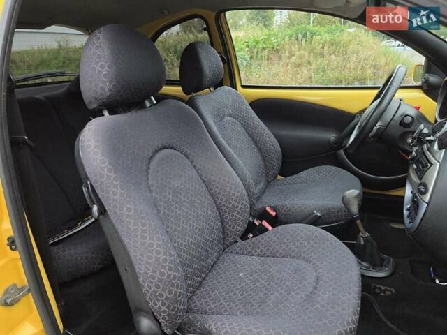 Жовтий Форд КА, об'ємом двигуна 1.3 л та пробігом 137 тис. км за 2650 $, фото 24 на Automoto.ua