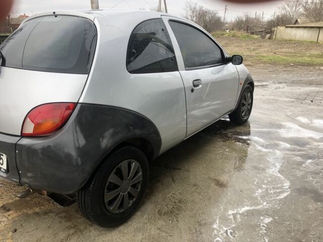 Серый Форд КА, объемом двигателя 0 л и пробегом 220 тыс. км за 1000 $, фото 1 на Automoto.ua