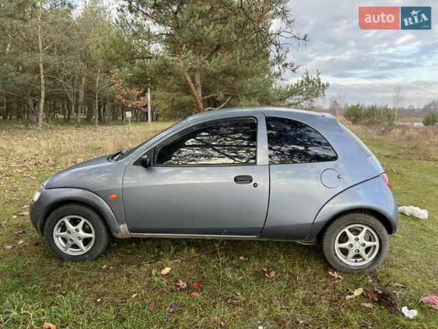 Серый Форд КА, объемом двигателя 1.3 л и пробегом 220 тыс. км за 1950 $, фото 1 на Automoto.ua