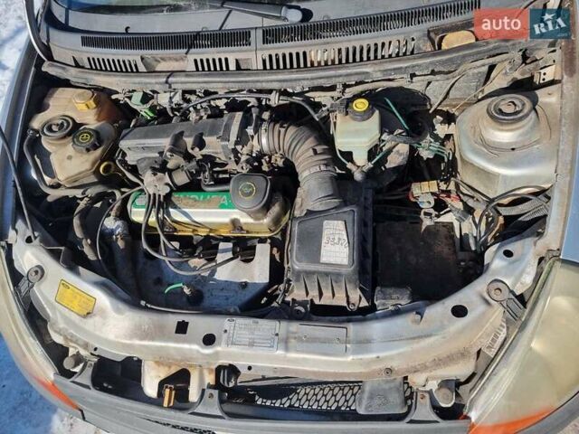 Сірий Форд КА, об'ємом двигуна 1.3 л та пробігом 260 тис. км за 850 $, фото 8 на Automoto.ua