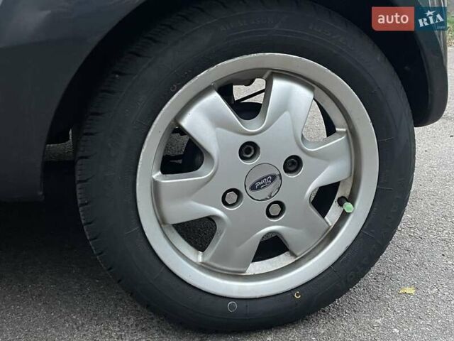 Серый Форд КА, объемом двигателя 1.3 л и пробегом 215 тыс. км за 2780 $, фото 20 на Automoto.ua
