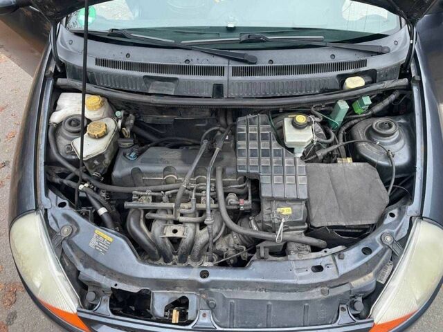 Серый Форд КА, объемом двигателя 1.3 л и пробегом 215 тыс. км за 2780 $, фото 6 на Automoto.ua