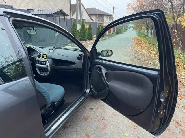 Серый Форд КА, объемом двигателя 1.3 л и пробегом 215 тыс. км за 2780 $, фото 9 на Automoto.ua