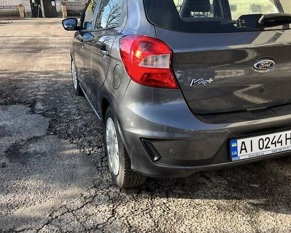 Серый Форд КА, объемом двигателя 1.2 л и пробегом 110 тыс. км за 7500 $, фото 2 на Automoto.ua