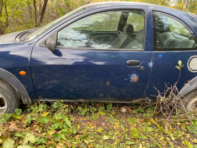 Синий Форд КА, объемом двигателя 1.3 л и пробегом 200 тыс. км за 361 $, фото 4 на Automoto.ua