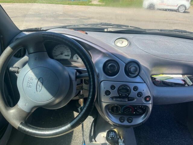 Синий Форд КА, объемом двигателя 1 л и пробегом 300 тыс. км за 700 $, фото 3 на Automoto.ua
