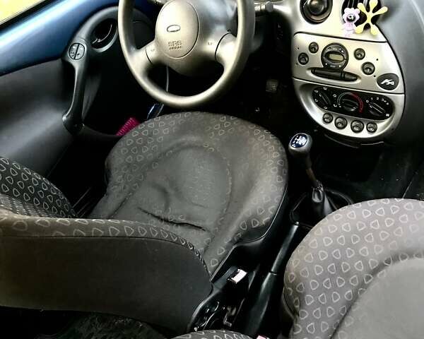 Синий Форд КА, объемом двигателя 1.3 л и пробегом 543 тыс. км за 2500 $, фото 2 на Automoto.ua