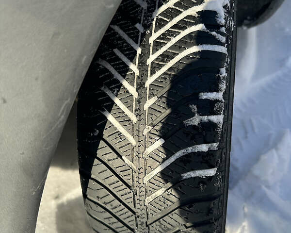 Синий Форд КА, объемом двигателя 1.3 л и пробегом 255 тыс. км за 3300 $, фото 11 на Automoto.ua