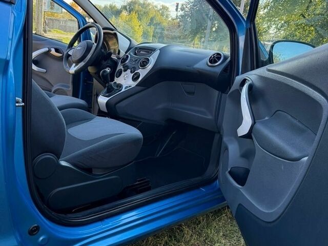 Синий Форд КА, объемом двигателя 1.2 л и пробегом 150 тыс. км за 3600 $, фото 10 на Automoto.ua