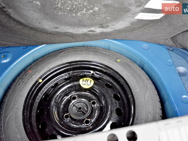 Синій Форд КА, об'ємом двигуна 1.2 л та пробігом 185 тис. км за 7700 $, фото 9 на Automoto.ua