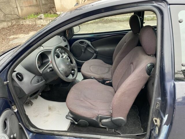 Синій Форд КА, об'ємом двигуна 1.3 л та пробігом 195 тис. км за 2050 $, фото 5 на Automoto.ua