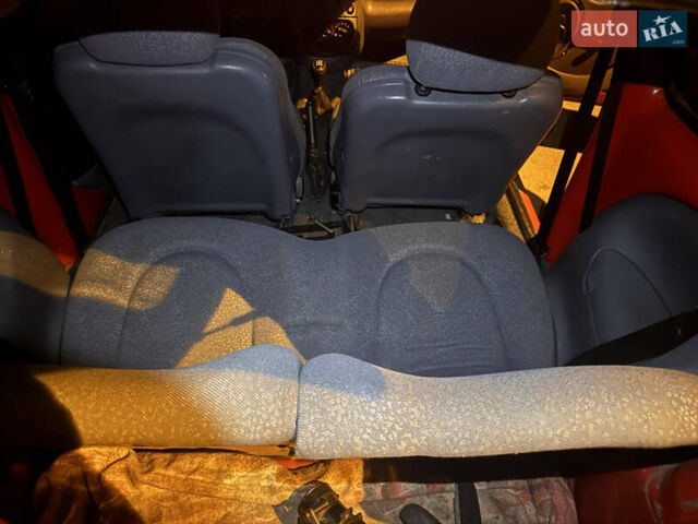 Оранжевый Форд КА, объемом двигателя 1.3 л и пробегом 71 тыс. км за 800 $, фото 5 на Automoto.ua