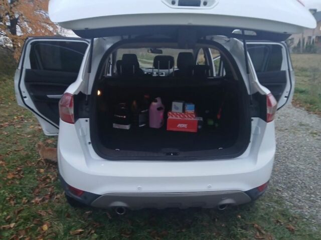 Форд Куга 2012 в Львове на Automoto.ua Белый Форд Куга, объемом двигателя 2 л и пробегом 200 тыс. км за 11000 $, фото 4 на Automoto.ua