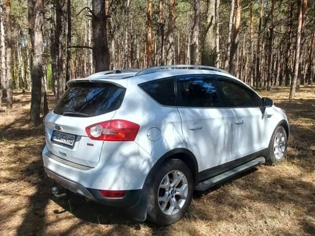 Белый Форд Куга, объемом двигателя 2 л и пробегом 200 тыс. км за 11000 $, фото 9 на Automoto.ua