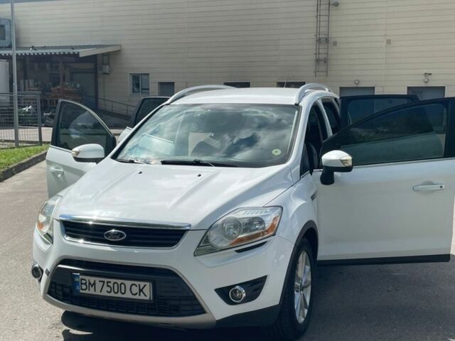 Белый Форд Куга, объемом двигателя 2 л и пробегом 1 тыс. км за 8031 $, фото 3 на Automoto.ua
