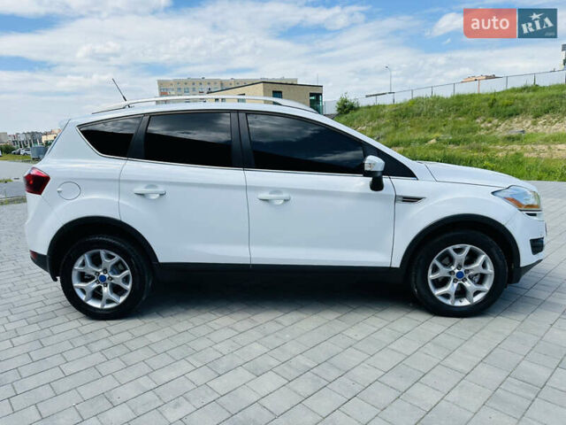 Белый Форд Куга, объемом двигателя 2 л и пробегом 255 тыс. км за 9800 $, фото 8 на Automoto.ua