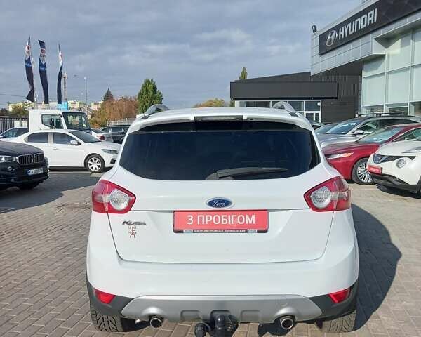 Белый Форд Куга, объемом двигателя 2.52 л и пробегом 225 тыс. км за 10700 $, фото 7 на Automoto.ua