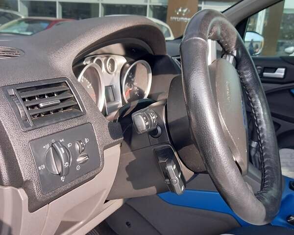 Белый Форд Куга, объемом двигателя 2.52 л и пробегом 225 тыс. км за 10700 $, фото 15 на Automoto.ua