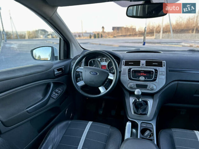 Білий Форд Куга, об'ємом двигуна 2 л та пробігом 300 тис. км за 12300 $, фото 21 на Automoto.ua