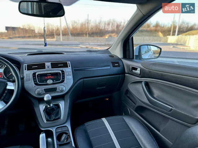 Білий Форд Куга, об'ємом двигуна 2 л та пробігом 300 тис. км за 12300 $, фото 22 на Automoto.ua