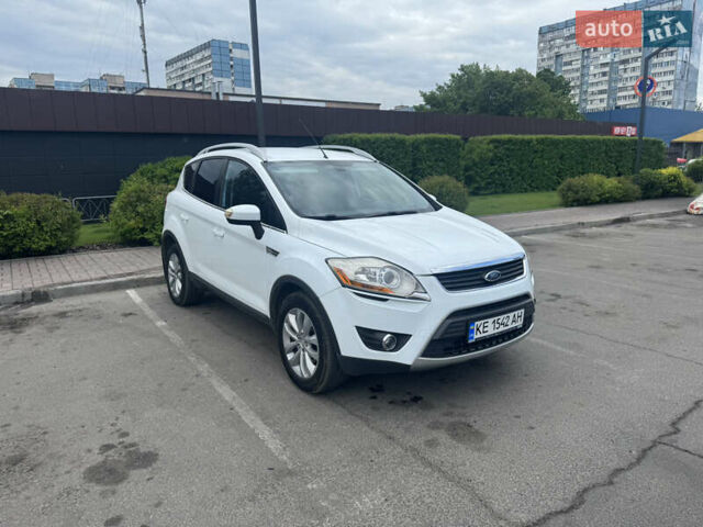 Білий Форд Куга, об'ємом двигуна 2.5 л та пробігом 212 тис. км за 9800 $, фото 6 на Automoto.ua