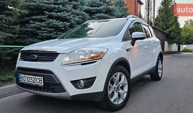 Белый Форд Куга, объемом двигателя 2.52 л и пробегом 255 тыс. км за 9500 $, фото 9 на Automoto.ua
