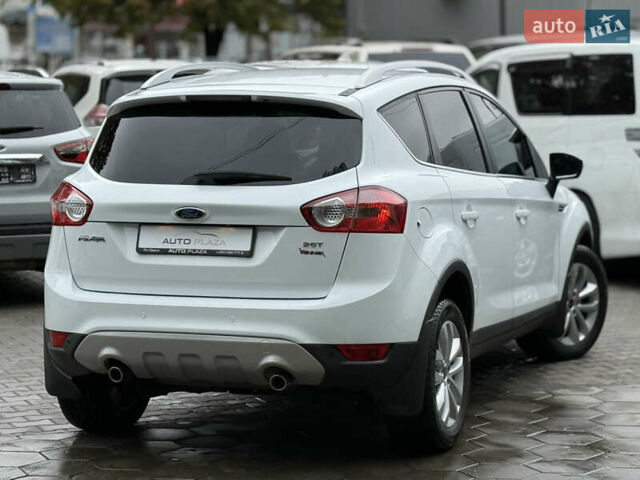 Белый Форд Куга, объемом двигателя 2.52 л и пробегом 60 тыс. км за 11900 $, фото 26 на Automoto.ua
