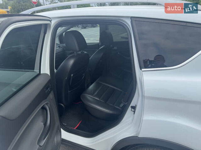 Білий Форд Куга, об'ємом двигуна 2.5 л та пробігом 212 тис. км за 9800 $, фото 8 на Automoto.ua