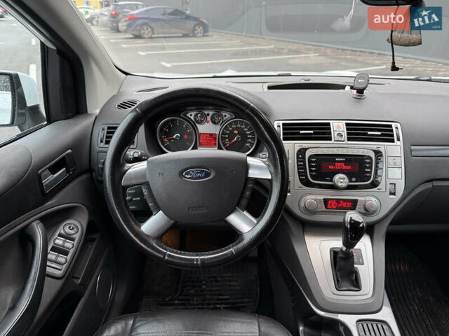 Белый Форд Куга, объемом двигателя 2.52 л и пробегом 169 тыс. км за 9399 $, фото 13 на Automoto.ua