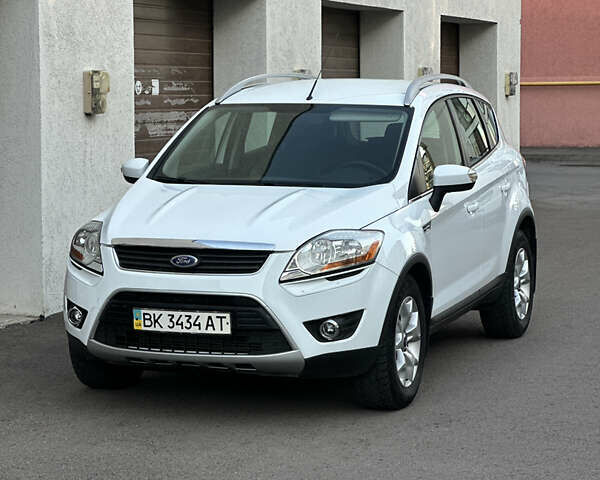 Белый Форд Куга, объемом двигателя 2.5 л и пробегом 216 тыс. км за 8700 $, фото 6 на Automoto.ua
