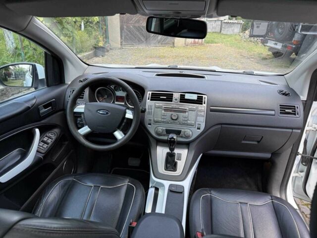 Белый Форд Куга, объемом двигателя 2 л и пробегом 277 тыс. км за 9100 $, фото 12 на Automoto.ua