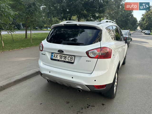 Белый Форд Куга, объемом двигателя 2.52 л и пробегом 248 тыс. км за 11200 $, фото 41 на Automoto.ua