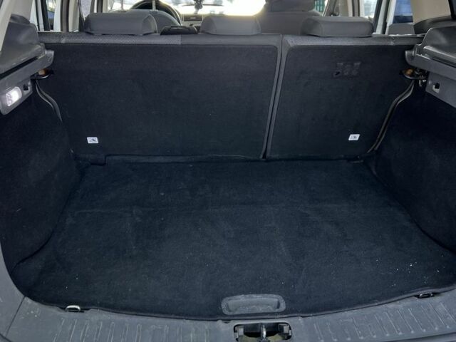 Белый Форд Куга, объемом двигателя 2.5 л и пробегом 160 тыс. км за 9000 $, фото 7 на Automoto.ua