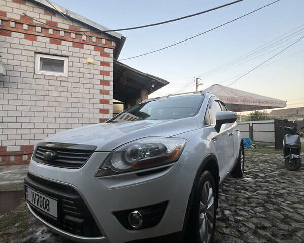 Белый Форд Куга, объемом двигателя 2.52 л и пробегом 250 тыс. км за 10500 $, фото 11 на Automoto.ua
