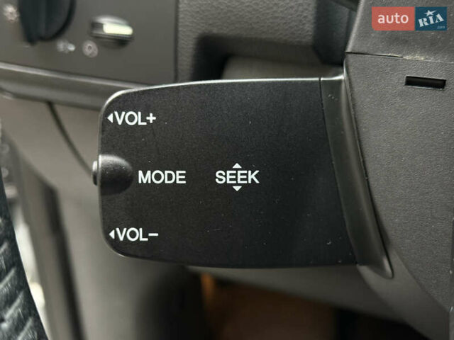 Белый Форд Куга, объемом двигателя 2.52 л и пробегом 60 тыс. км за 11900 $, фото 54 на Automoto.ua