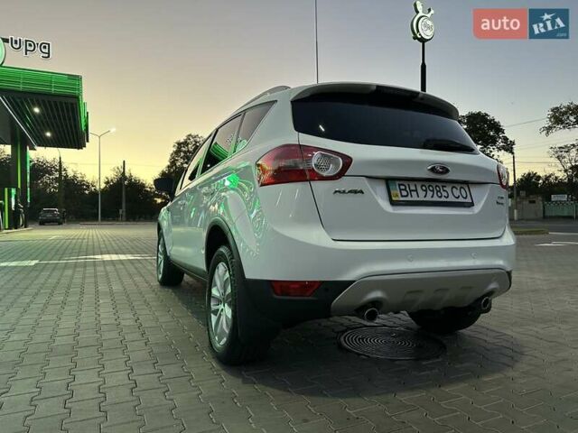 Белый Форд Куга, объемом двигателя 2.52 л и пробегом 60 тыс. км за 12200 $, фото 16 на Automoto.ua