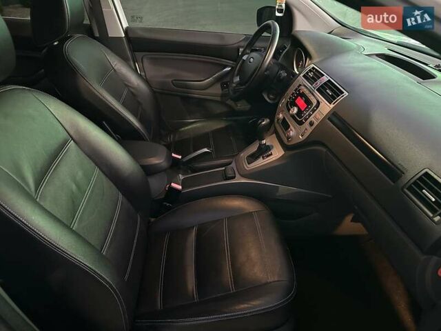 Белый Форд Куга, объемом двигателя 2.52 л и пробегом 60 тыс. км за 12200 $, фото 46 на Automoto.ua