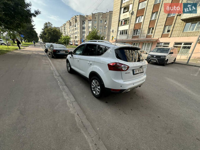 Белый Форд Куга, объемом двигателя 2.52 л и пробегом 248 тыс. км за 11200 $, фото 19 на Automoto.ua