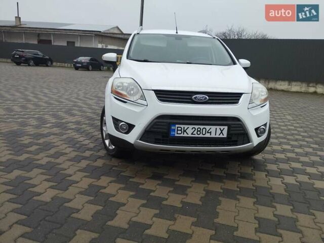Білий Форд Куга, об'ємом двигуна 2 л та пробігом 347 тис. км за 9499 $, фото 8 на Automoto.ua