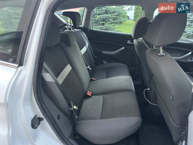 Белый Форд Куга, объемом двигателя 2.5 л и пробегом 216 тыс. км за 8700 $, фото 37 на Automoto.ua