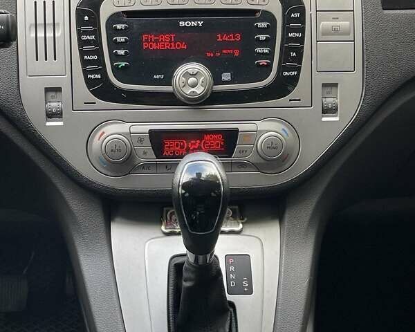 Белый Форд Куга, объемом двигателя 2 л и пробегом 225 тыс. км за 9900 $, фото 21 на Automoto.ua