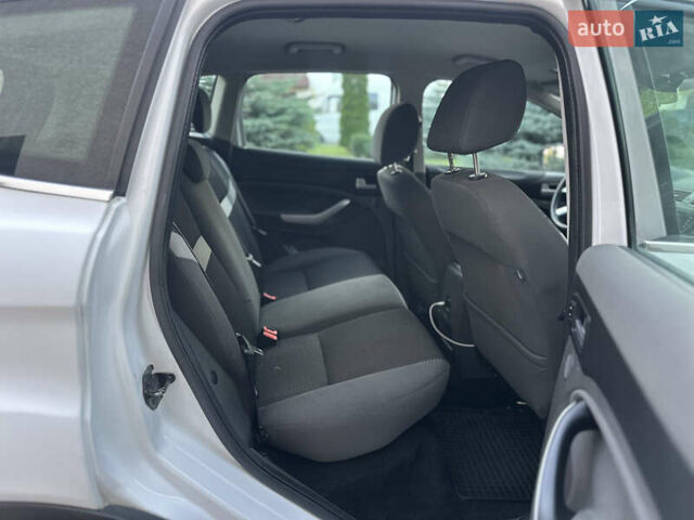 Белый Форд Куга, объемом двигателя 2.5 л и пробегом 216 тыс. км за 8700 $, фото 38 на Automoto.ua