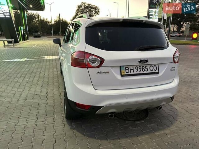 Белый Форд Куга, объемом двигателя 2.52 л и пробегом 60 тыс. км за 12200 $, фото 14 на Automoto.ua
