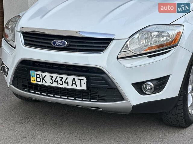 Белый Форд Куга, объемом двигателя 2.5 л и пробегом 216 тыс. км за 8700 $, фото 7 на Automoto.ua