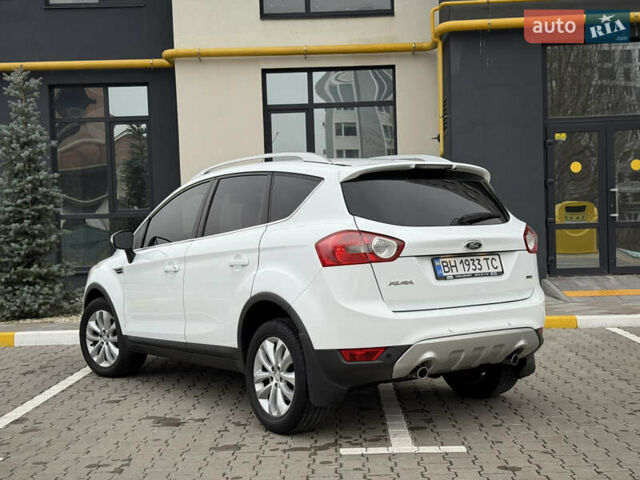 Білий Форд Куга, об'ємом двигуна 2 л та пробігом 228 тис. км за 9800 $, фото 11 на Automoto.ua