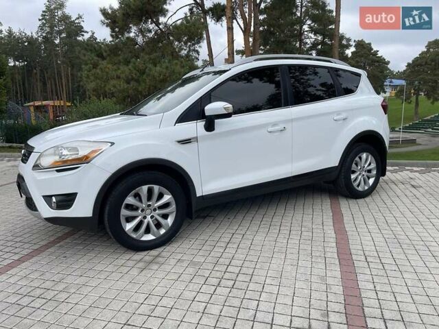 Белый Форд Куга, объемом двигателя 2 л и пробегом 225 тыс. км за 9900 $, фото 8 на Automoto.ua