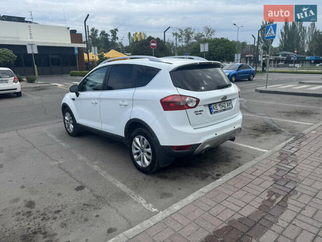 Білий Форд Куга, об'ємом двигуна 2.5 л та пробігом 212 тис. км за 9800 $, фото 2 на Automoto.ua
